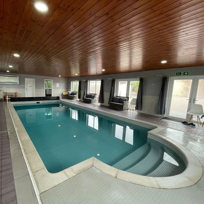 Bourne Private Pool