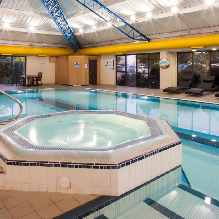 Holiday Inn Pool, Rochester