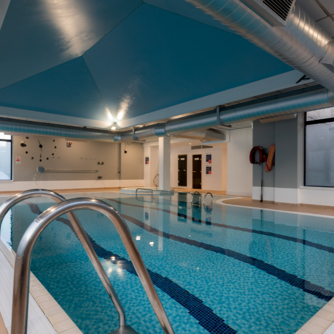 Mercure Hotel Pool, Notts