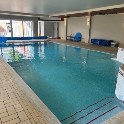 Steventon Private Pool