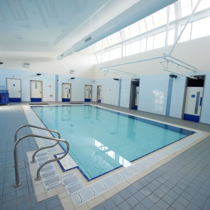 chiltern wood school swimming pool