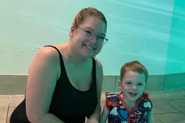 Baby swim school goes to extra ‘lengths’ for young carer