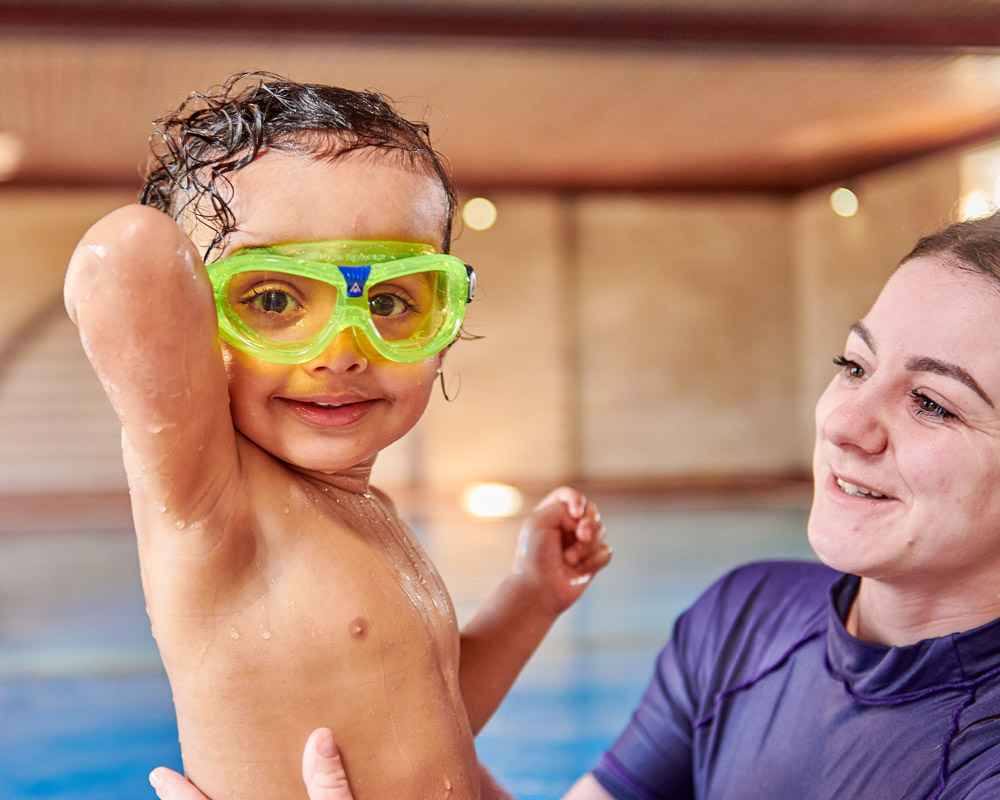 georgia and jaden in the pool