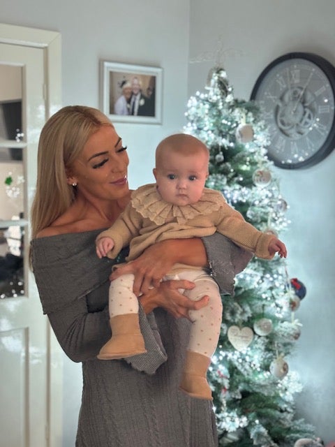 mum shannon and orlagh at christmas