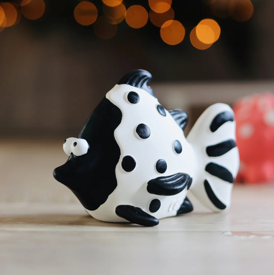 inky the fish pool toy