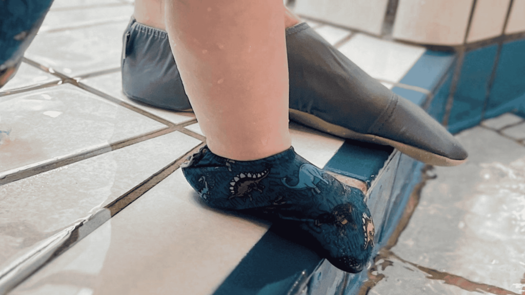 slipfree shoes poolside